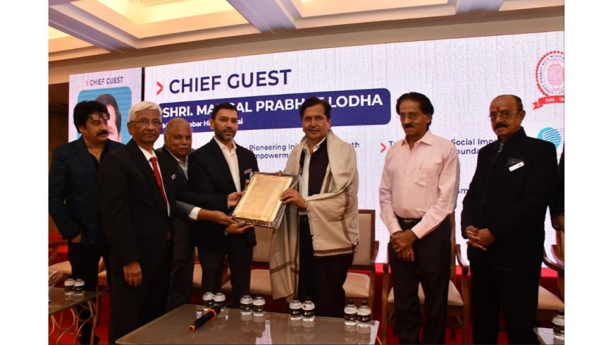 Dhirubhai Ambani Honoured Posthumously With ‘Lifetime Achievment Award’