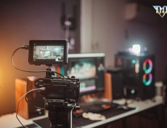 How SMM Panels Help Creators & Influencers Grow Faster